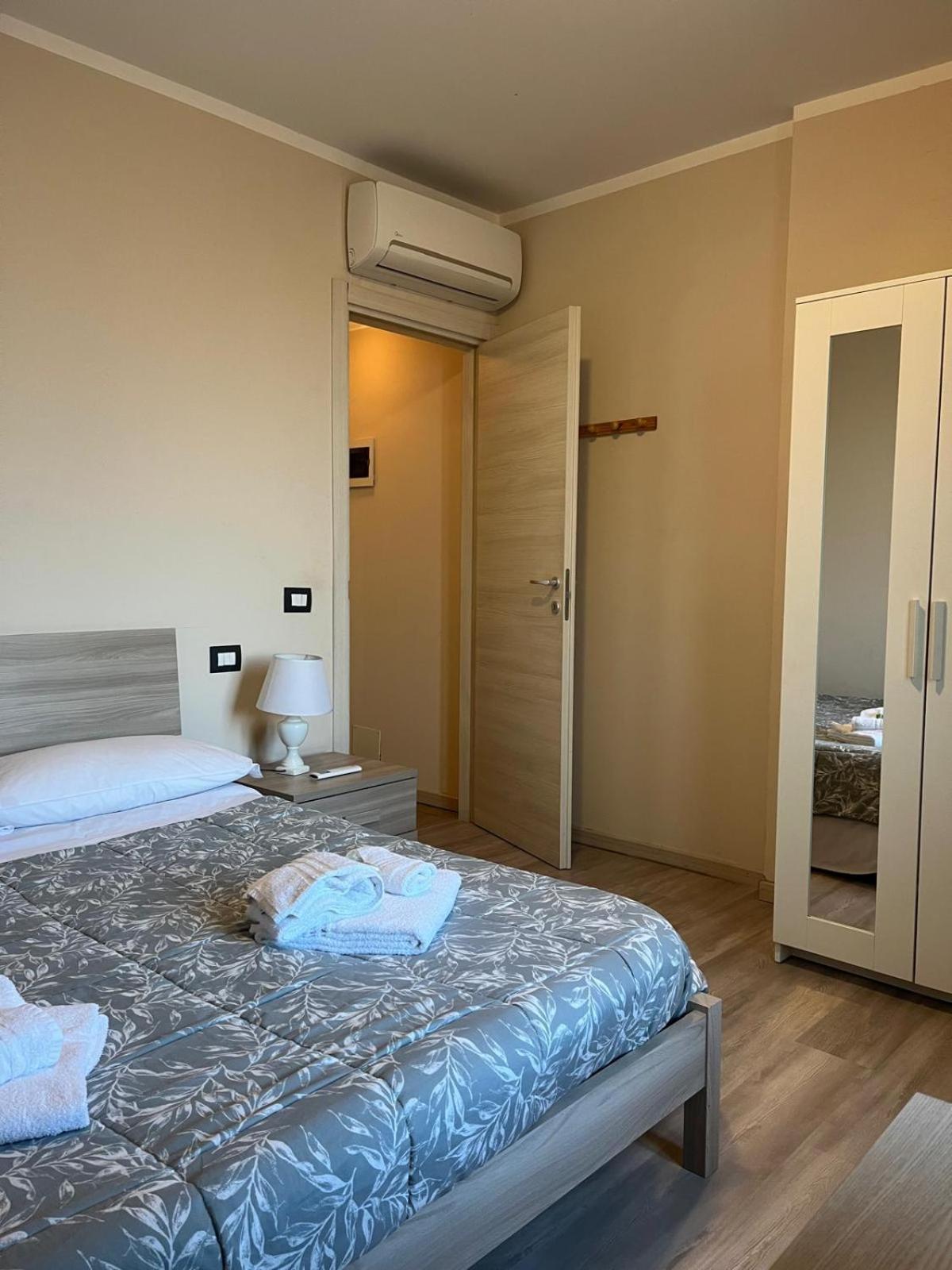 Appartamenti La Piazzetta Vicino A Firenze Signa Exterior photo
